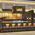 Mercure West & Convention Center 酒店
