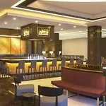 Mercure West & Convention Center 酒店