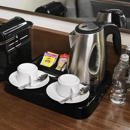 Mercure West & Convention Center 5*