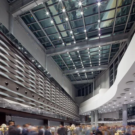 酒店 Mercure West & Convention Center 5*