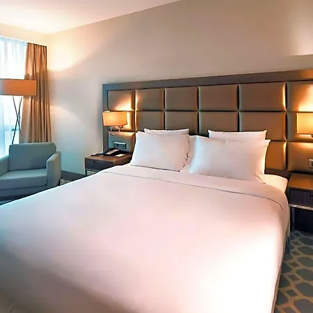 Mercure West & Convention Center