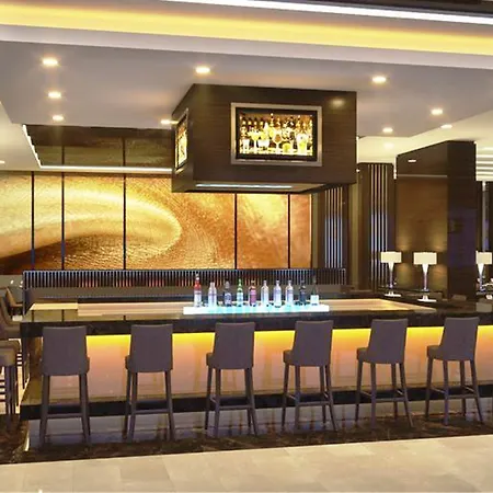 Mercure West & Convention Center 5* Istanboel